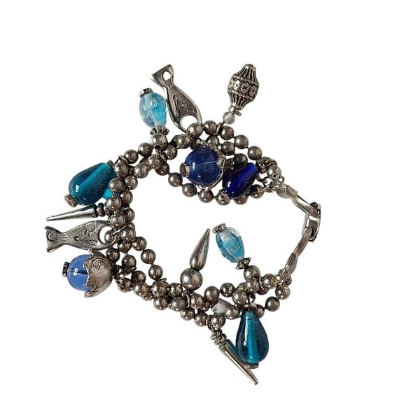 Beaded Charm Bracelet Silver and Blue Fish Pendants Jewelry - Picture 3 of 7